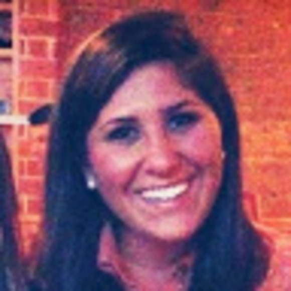 Meet your Posher, Abigail - Picture 1 of 1